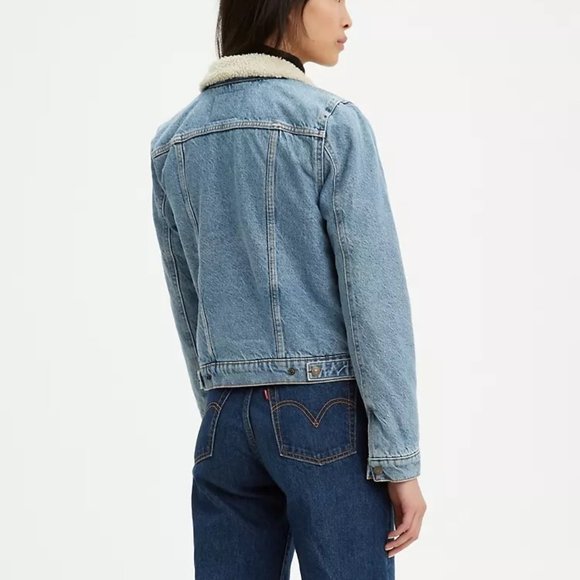 Levi's Original Sherpa Trucker Jacket - Picture 2 of 5